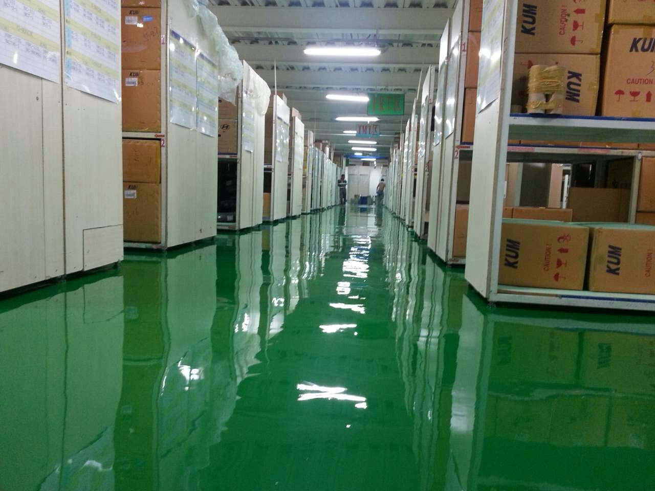 怎樣給環(huán)氧地坪施工 