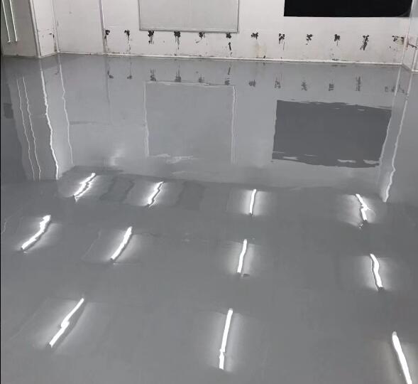 水泥自流平地坪工程